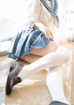 糖果君三人运动视频关键词_720手机在线看