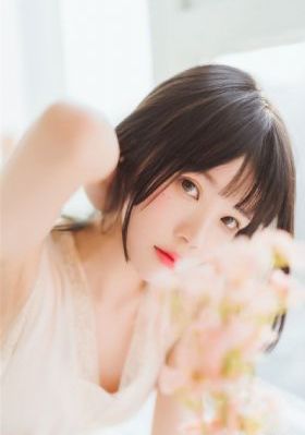 丰满岳妇伦在线播放_4K在线手机播放